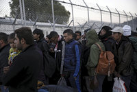 Nepomůžete s migranty? Čekejte trest. Unie hrozí tvrdohlavým zemím, včetně Česka