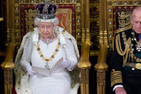 Manžel královny Alžběty slaví 95: Proč se musel vzdát koruny a prchnout z Korfu?