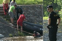 Policisté v Budějovicích vytáhli z řeky utonulého: Utopil se i jeho zachránce