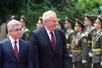 Česko vydalo Arménii synovce exprezidenta. Měl obchodovat s drogami