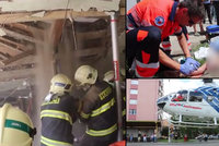 Spadlý strop v Prostějově zavalil dělníky: Musel pro ně vrtulník