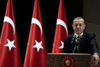 Turecko zablokovalo WikiLeaks: Web zveřejnil e-maily „Erdoganovy strany“