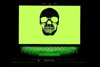 České počítače nakazil virus z Číny. Umí špehovat a ovládá prohlížeče