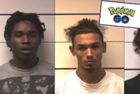 Nebezpeční Pokémoni: Ozbrojení lupiči hru zneužili k lákání obětí, 11 přepadli