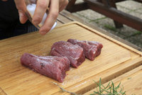 Je v Česku zkažené maso z Brazílie? Veterináři „skřípli“ dodávku 190 tun