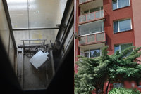 Tragédie v Žatci: Montér nepřežil pád do výtahové šachty