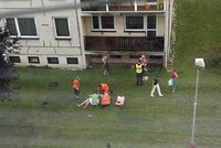 Tragédie v Mladé Boleslavi: Muž vypadl z okna v šestém patře