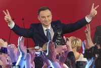 Polsko jde ve stopách Turecka. Chce referendum o změně státního zřízení