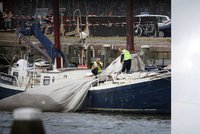 Turisty zabil padající stěžeň. Po neštěstí na lodi zemřeli tři Němci