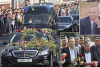 Karimov měl velký pohřeb v muslimském stylu. Lékaři potvrdili úmrti na mrtvici