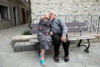 „Zóna mládí“ v Itálii: V regionu dlouhověkosti lidé nepotřebují brýle ani hole