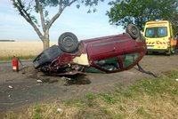 Dramatická srážka dvou aut u Dobřan: Zraněno šest lidí, z toho tři malé děti!