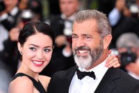 Šedestáník Mel Gibson: Bude podeváté otcem! Potomka mu porodí o 35 mladší partnerka