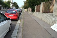 Konec parkování zdarma. Praha 5 rozšíří placené zóny na Barrandov, Zlíchov či do Hlubočep