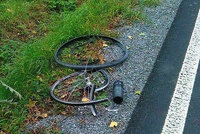 Řidič na Ústecku srazil cyklistu (†65) a ujel: Senior boj o život prohrál, policie prosí o pomoc