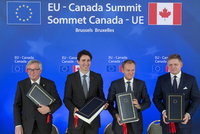 Evropa bude s Kanadou obchodovat bez cel. Dohodu schválil europarlament