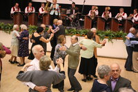 Další tancovačka pro seniory v hotelu Olšanka. Užijte si úterní odpoledne se Žižkovankou