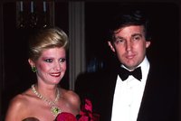 Trumpova ex Ivana o penězích: Donald nebyl milionář. A jeho otec? Držgrešle