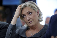 Europoslanci sebrali Le Penové imunitu. Kvůli islámu a pomluvě