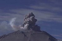 Na Aljašce bouchla sopka: Letecké společnosti mají pohotovost kvůli popelu