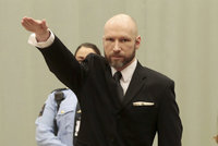 Masový vrah Breivik si stěžuje na věznici. Projednat jeho odvolání zamítli