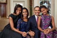 Obamová o dospívání dcer: Agent s pistolí je hlídal u kamarádek i na prvním rande