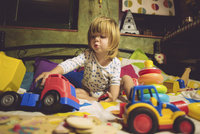 Máte hyperaktivní dítě? Mohou za to i laciné hračky s toxiny, varují ekologové