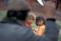 Zneužili desítky dětí „v kempu hrůzy“. Dvěma Němcům je sháněla jedna z obětí