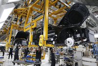 „Tikající bomba“ a „konec zlatého věku.“ Výroba automobilů v Německu se řítí dolů