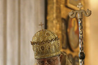 Patriarchu na léčení měl otrávit kyanid. Podezřelého Gruzínce zatkla policie