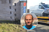 Moderátor Dalibor Gondík v šoku: Dodávka mu poničila zeď!