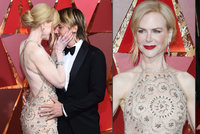 Nicole Kidman na Oscarech čachrovala s róbou! Zlobila ji vyrážka, pomohly nůžky!