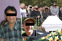 Pohřeb táty se synem, kteří zemřeli při požáru v Jirkově: Proudy slz a nářek nad rakvemi