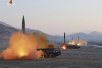Kim Čong-un může útočit sarinem, má připravené rakety, varuje Japonsko
