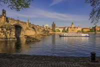 Do Prahy se vrátí jaro: Oteplí se až na 12 stupňů Celsia, těšte se na víkend