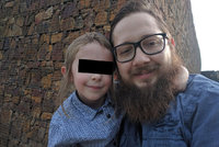 Český rabín „válčí“ s manželkou o dítě: Syna (7) chce dostat francouzská sekta