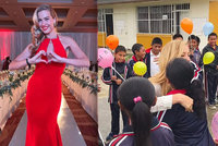 Němcová rozzářila Mexiko: V sexy rudých šatech byla na charitativní večeři nepřehlédnutelná!