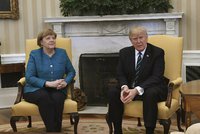 Trump uvítal Merkelovou v Bílém domě. Pohádají se o uprchlíky?