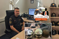 Šéf pražských hasičů Hlinovský (49): V kanceláři má „muzeum helem“