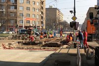 Cestující, pozor! Komplikace v Praze 4, trasy tramvají se kvůli opravě kolejí zkrátí