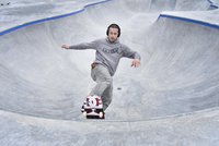 Češi propadli skateboardům: Města budují parky jako o závod, platí je z dotací