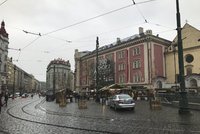 Počasí nebude přát ani koledníkům v Praze. Čekají nás zatažené a deštivé Velikonoce