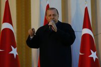 Komentář: Sultán Erdogan nastupuje, politicko korektní sen končí