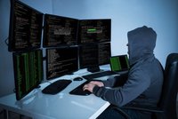Hackeři zaútočili na plastickou chirurgii: Ukradli intimní fotky a chtěli výkupné