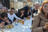 Olomouc provoněl tvarůžkový festival: Prodalo se a zkonzumovalo 4,5 tuny sýra!