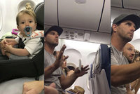 Rodinu vyhodili z přeplněného letadla: Odmítli uvolnit místo, kde seděl jejich syn (2)!