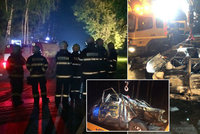 Tragická nehoda na Benešovsku: Řidič po nárazu do stromu uhořel