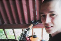 Andreje (19) našli po maturitě nad ránem s dírou v hlavě! Po mejdanu ho brutálně zbili