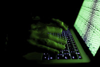 USA obvinily Rusko, že stojí za masivním kyberútokem. Zasáhl i Česko