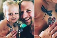 Čtyřletá dcera Tomáše Kluse: Na hrudníčku má tetování!